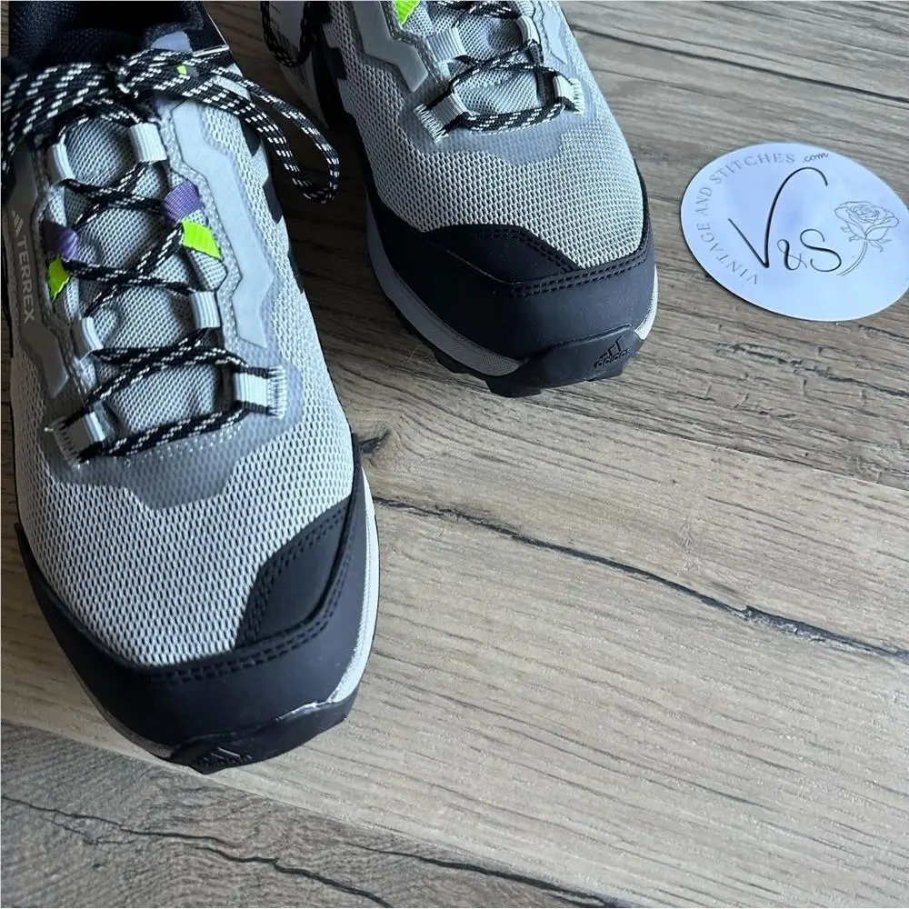 Adidas shoes - Unknown 1
