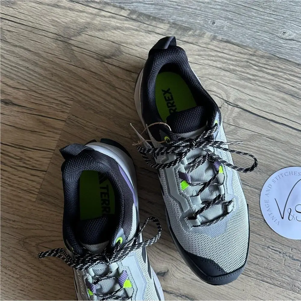 Adidas shoes - Unknown 3