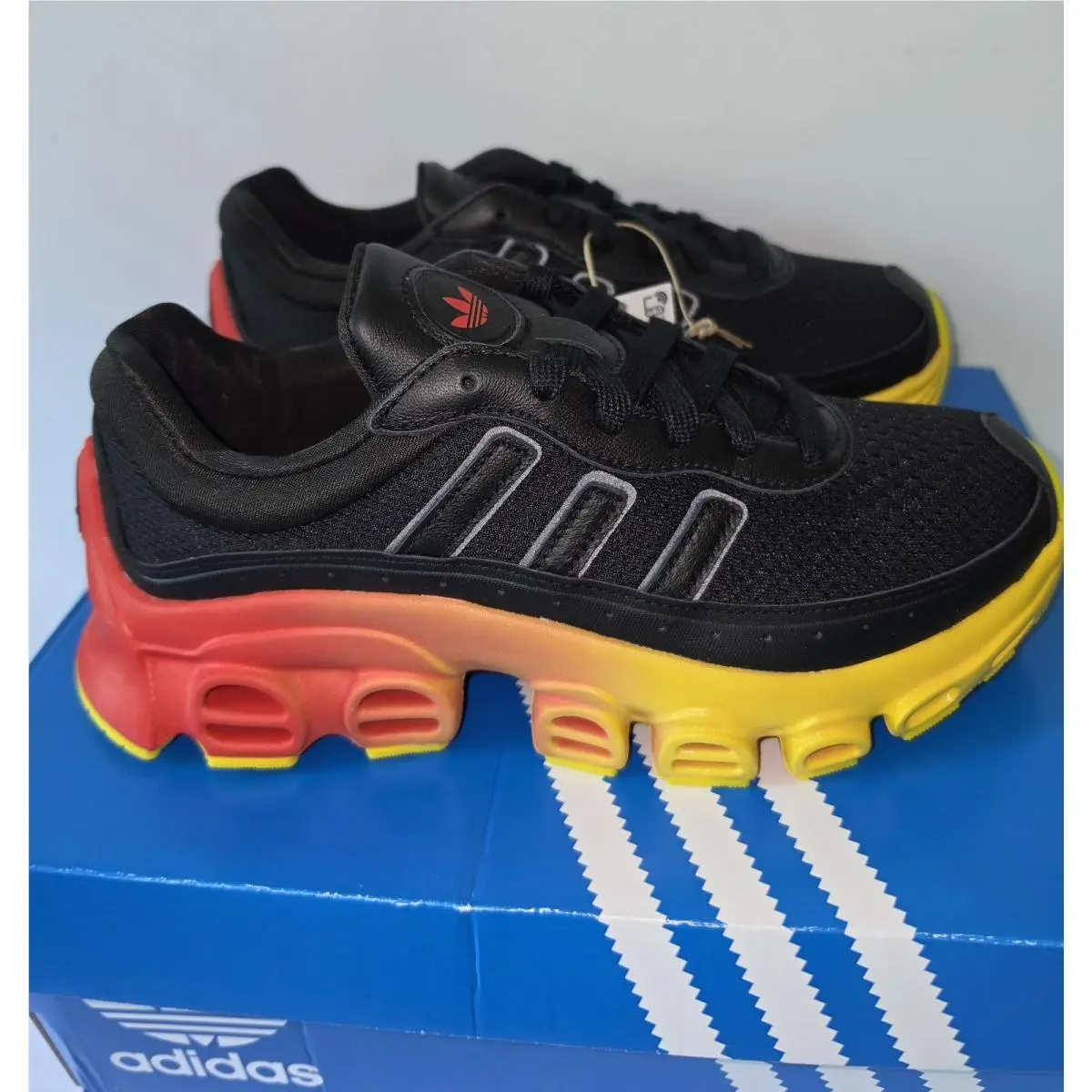 Adidas Adifom Megaride Men`s Sneackers Shoes JR3886 Black Yellow Size 5
