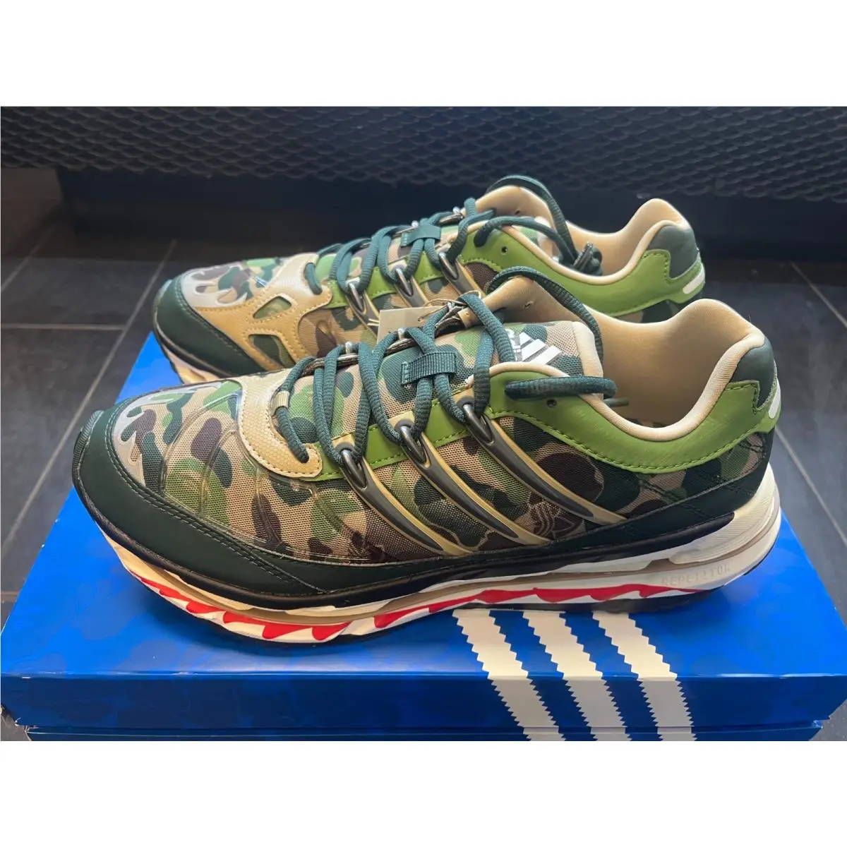 Adidas Adistar Camo Size 8.5 Men