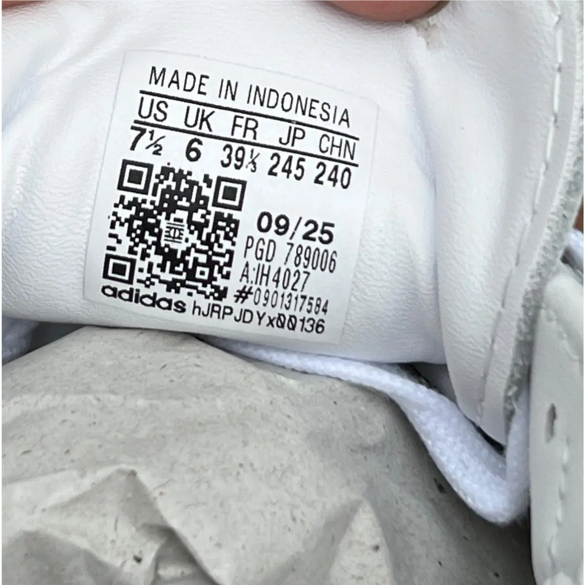 Adidas shoes - adidas Sambae - Sambae - IH4027 - White 15