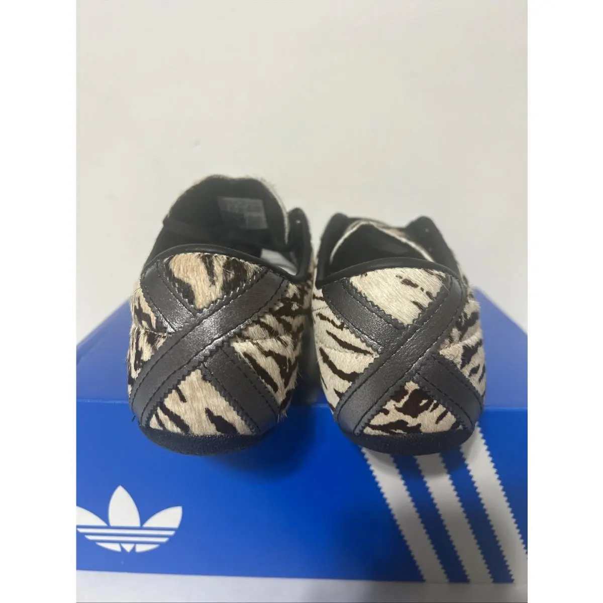 Adidas shoes - adidas Core - Core - Ivory 2