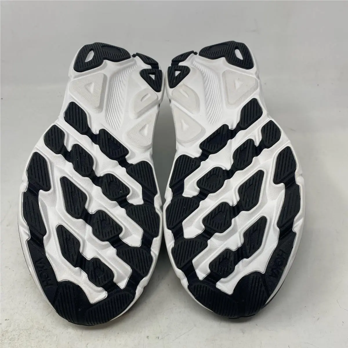 Hoka shoes - Hoka One One Clifton 8 - 1119394-BWHT - Black, Manufacturer: Black/White 2