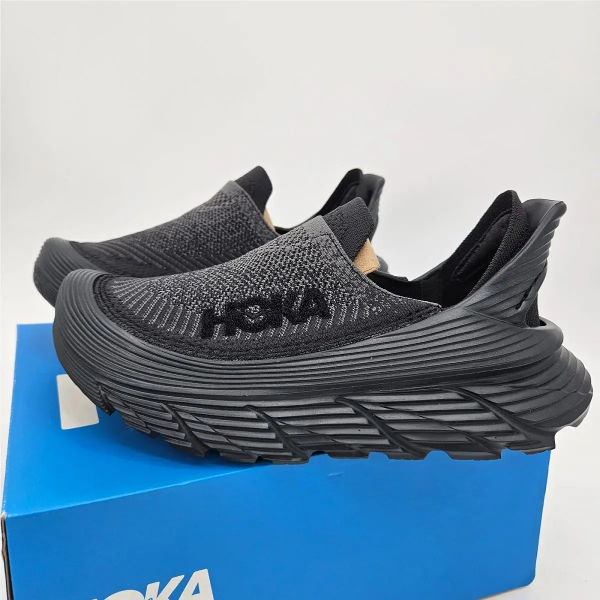 Hoka shoes - Hoka One One Restore TC - 1134532-BBLC - Black 9