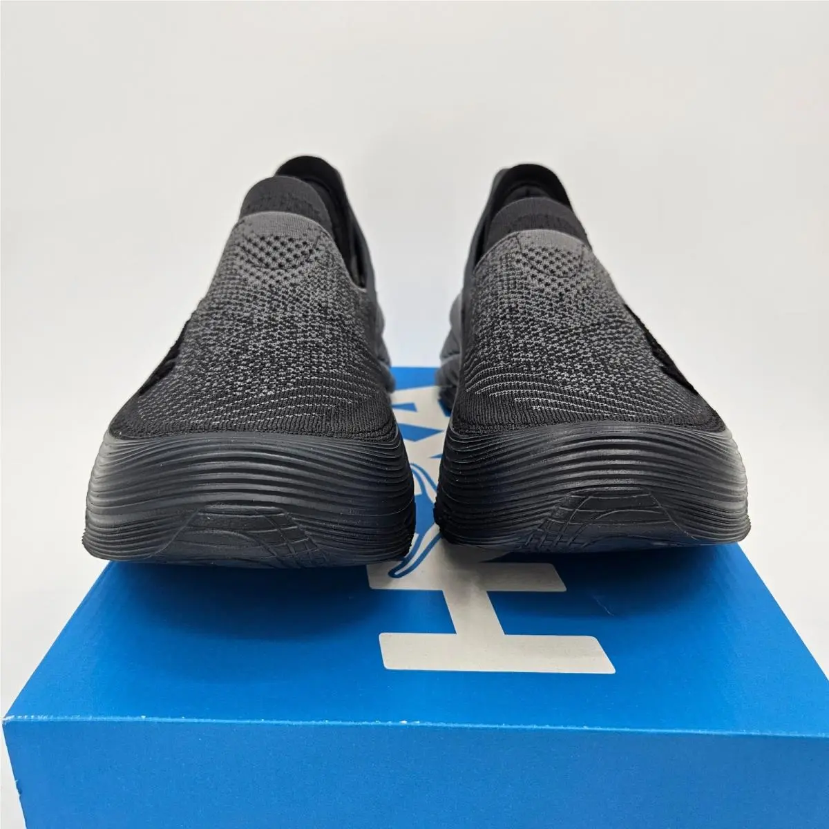 Hoka shoes - Hoka One One Restore TC - 1134532-BBLC - Black 5