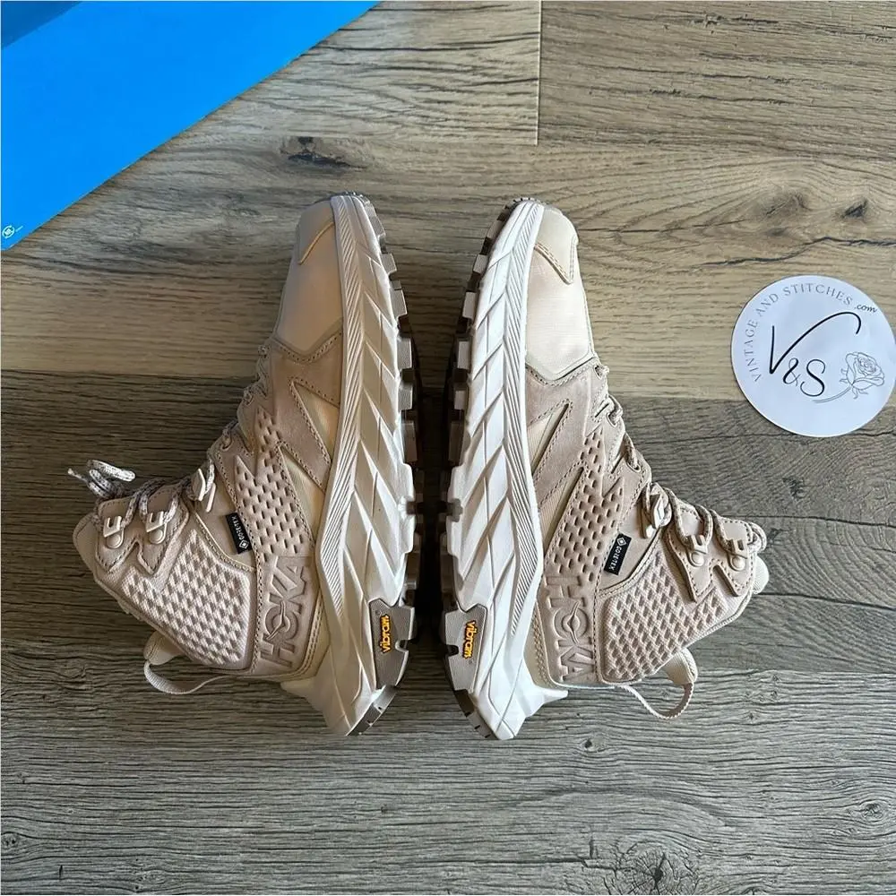 Hoka shoes - Unknown 0