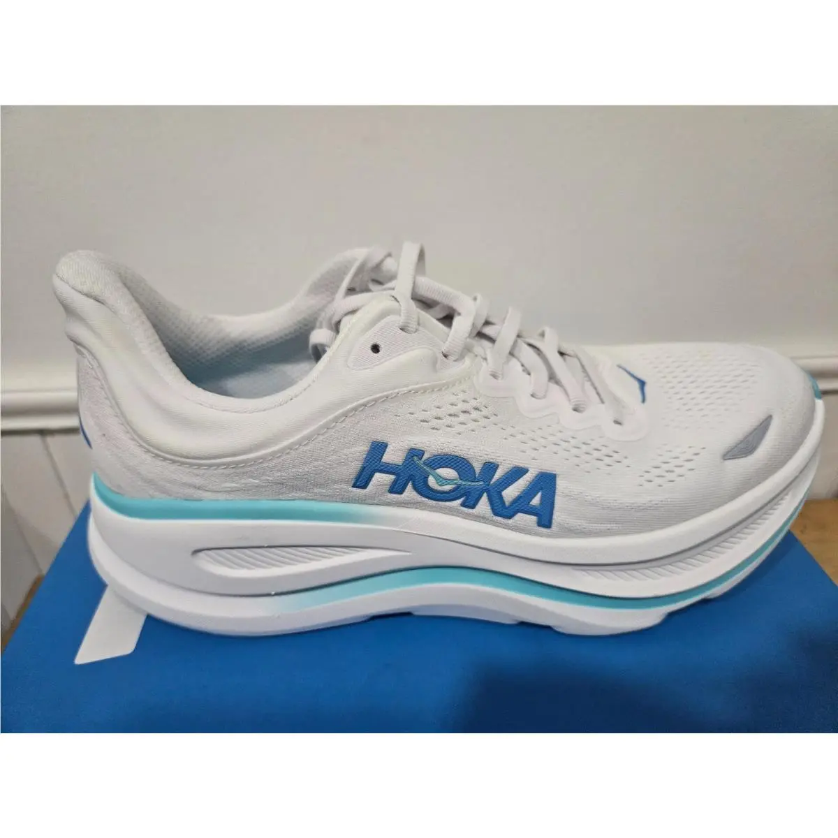 Hoka Bondi 9 Mens Shoes White /blue