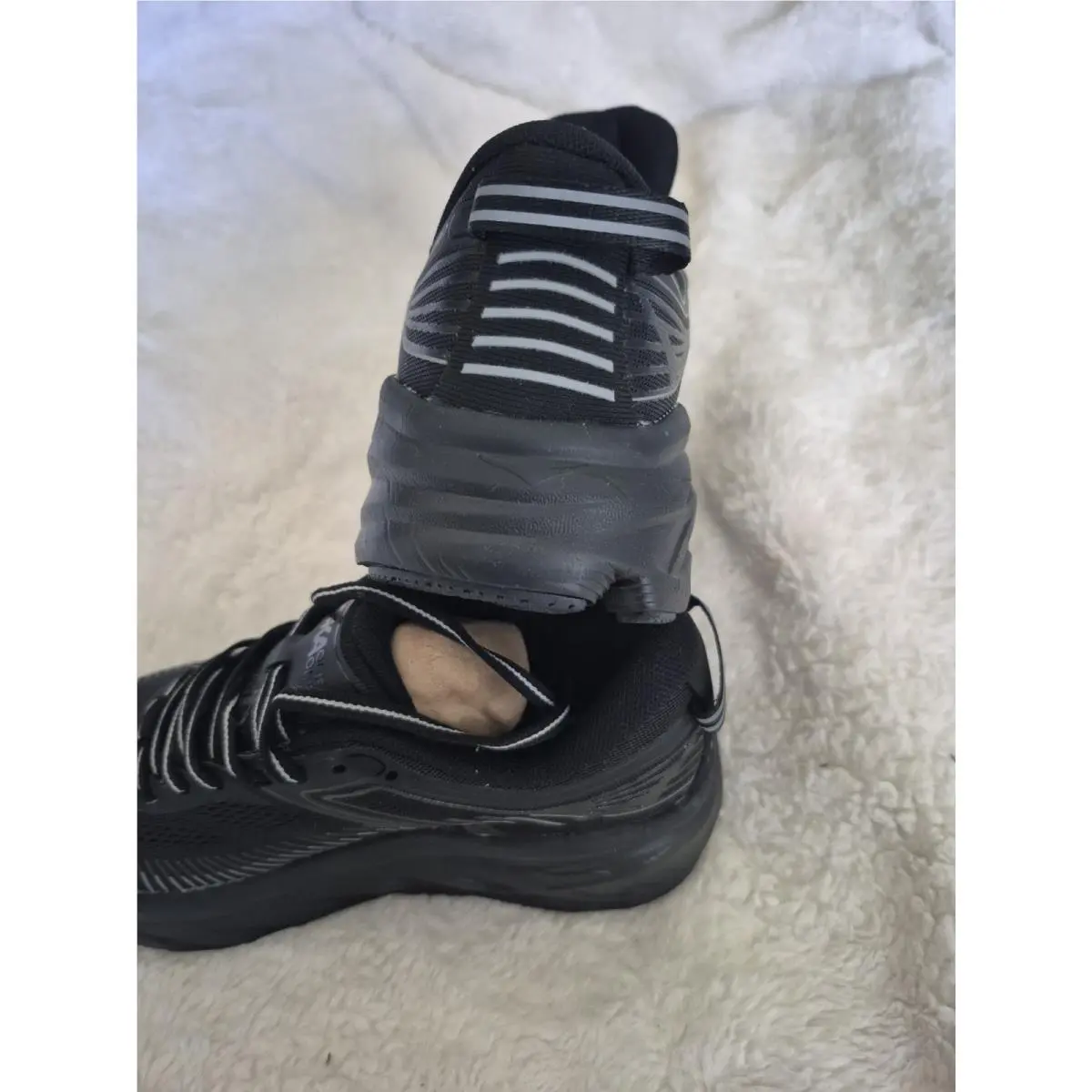Hoka shoes - Hoka One One HOKA Bondi 7 - 1110519-BBLC - Black 2