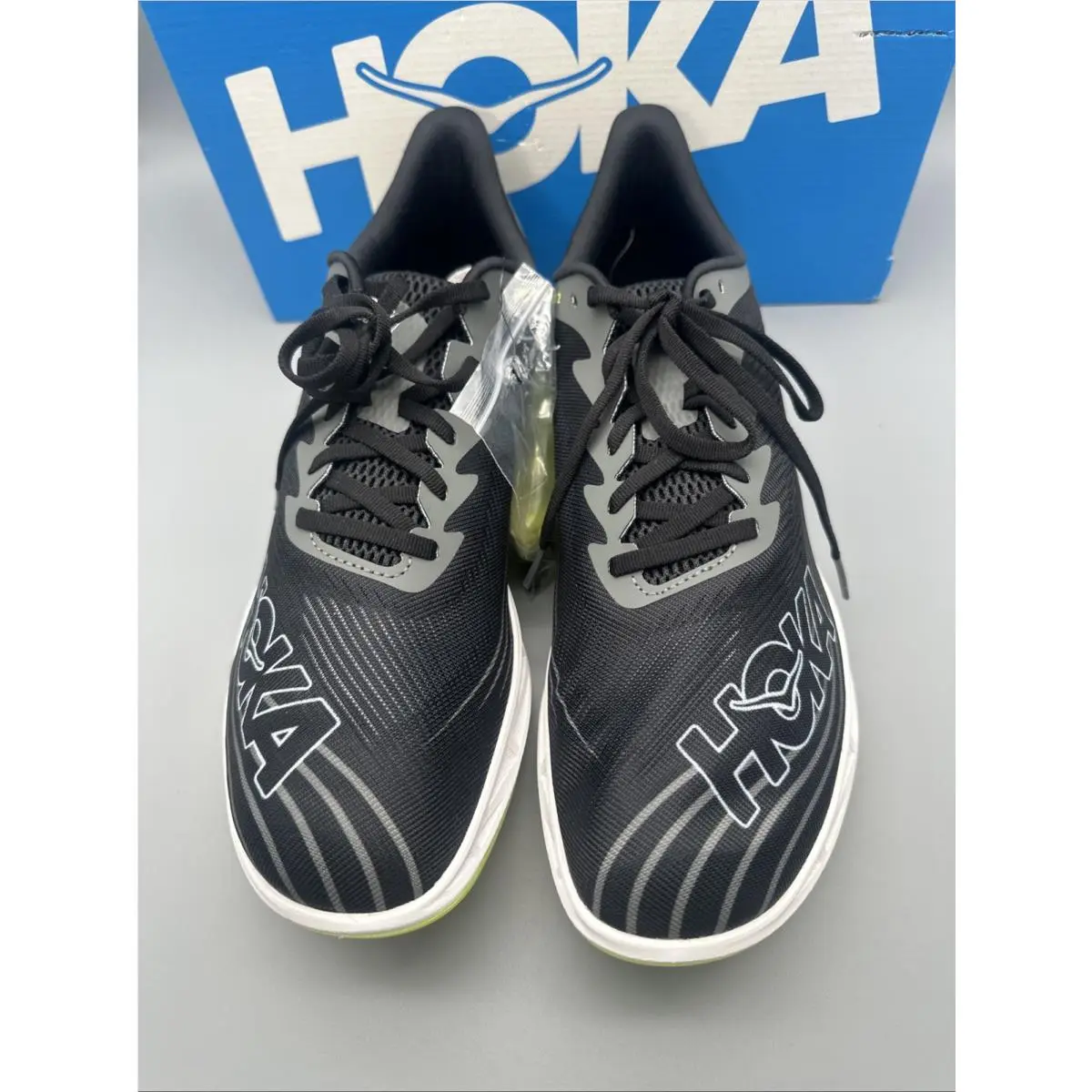 Hoka shoes - Hoka One One Crescendo MD - black / white 6