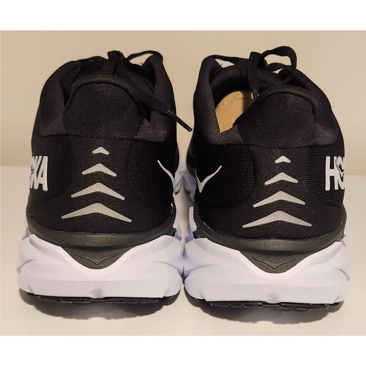 Hoka shoes - Hoka One One Clifton 8 - Gray 3