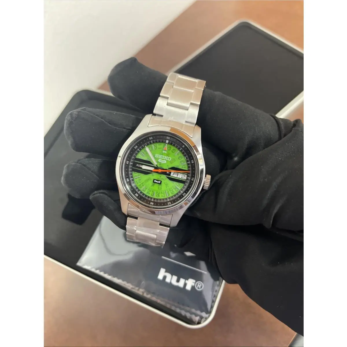 5 Sports Field Series 39.4mm Green Dial Stainless Steel Watch SRPM09 by Seiko
