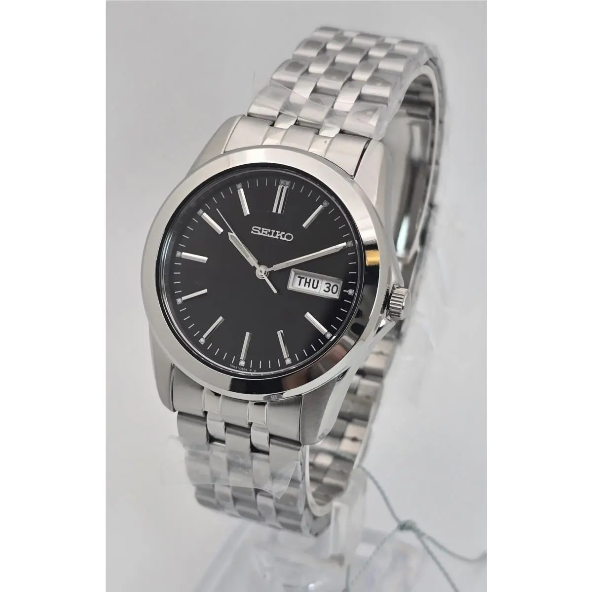 Seiko Spirit SCXC013 Men`s Quartz Watch Black Dial Stainless Steel Day/date