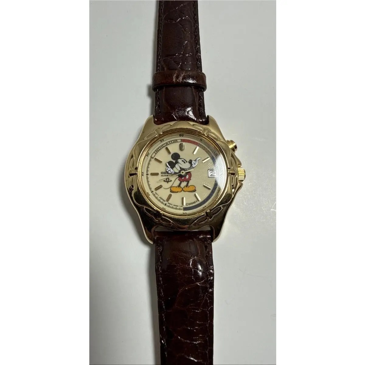 Seiko Ladies Mickey Mouse Kinetic Watch Date Glow In The Dark Dial Leather Strap