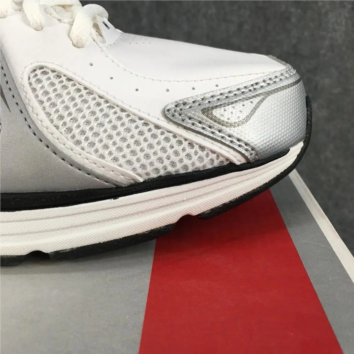 New Balance shoes - New Balance 847 - MW847WN - White 3