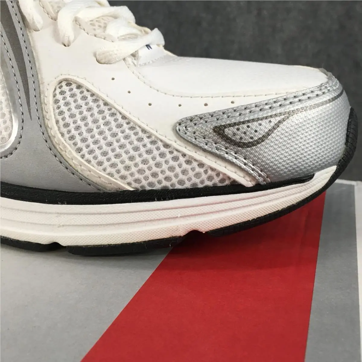New Balance shoes - New Balance 847 - MW847WN - White 2