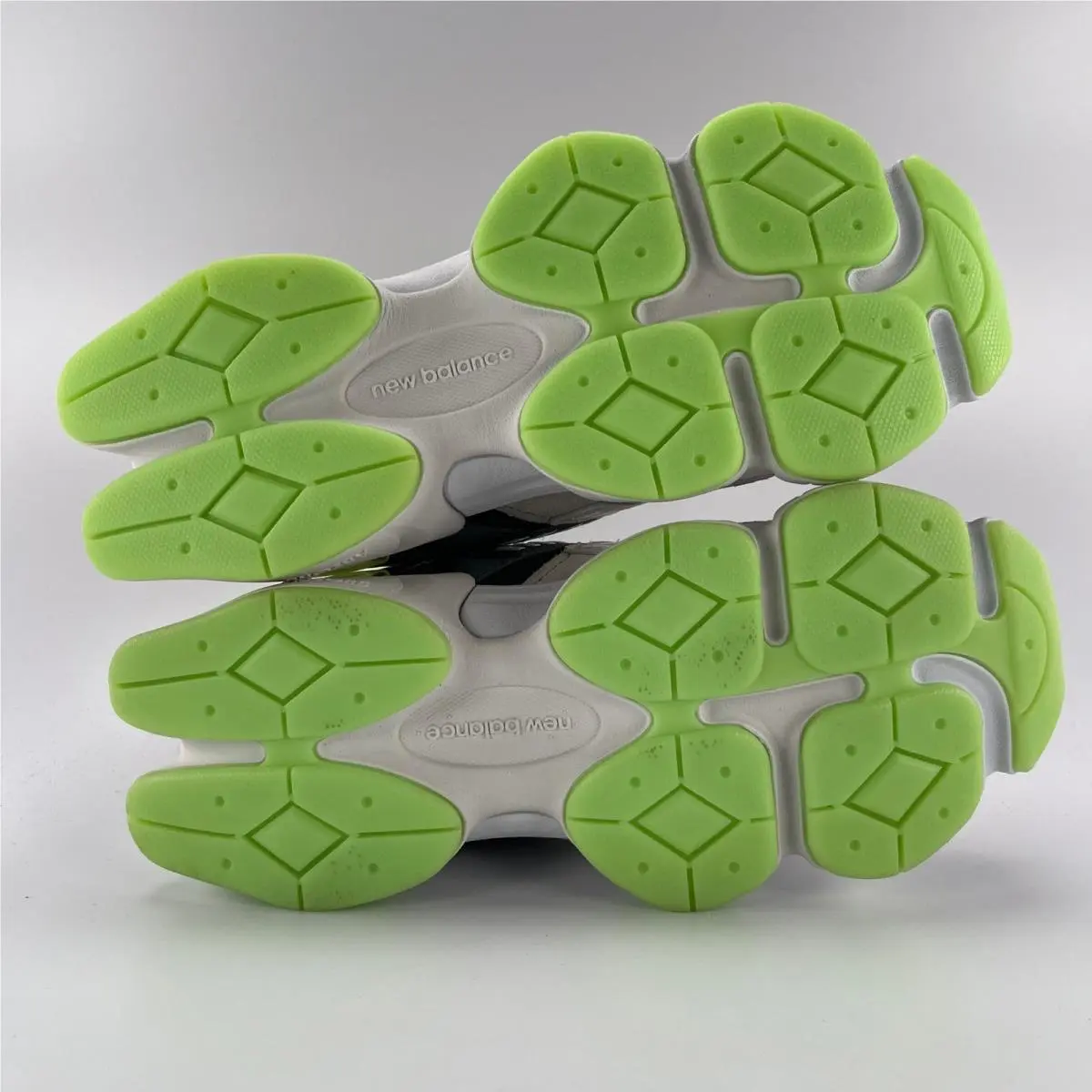 New Balance shoes - 9060 DTLR Glow - DTLR Glow - Gray 4