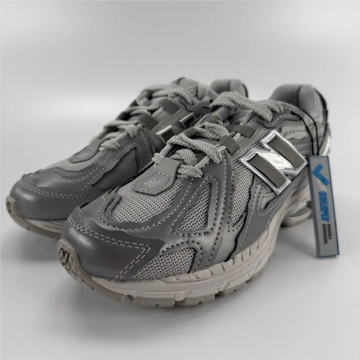 New Balance 1906D Protection Pack Silver Metallic M1906DH Mens Size 4 Shoes