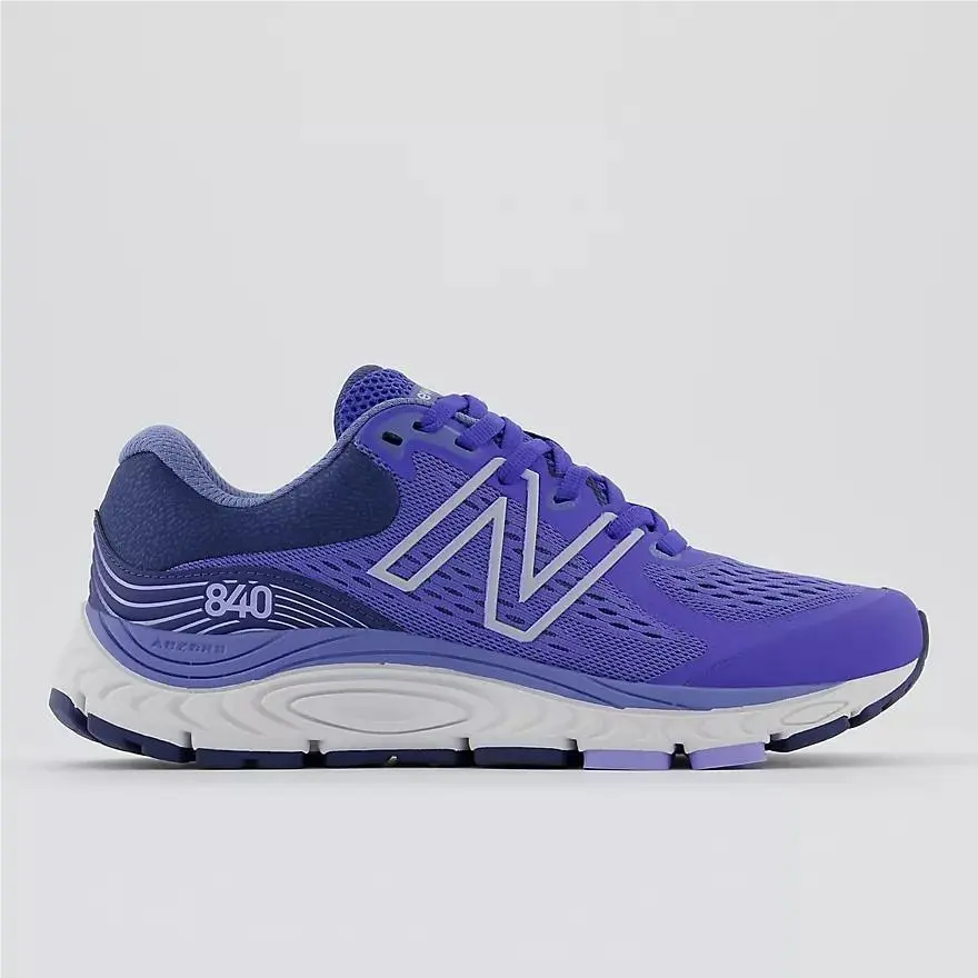 New Balance Women`s 840 V5 Running Shoe Size 5.5