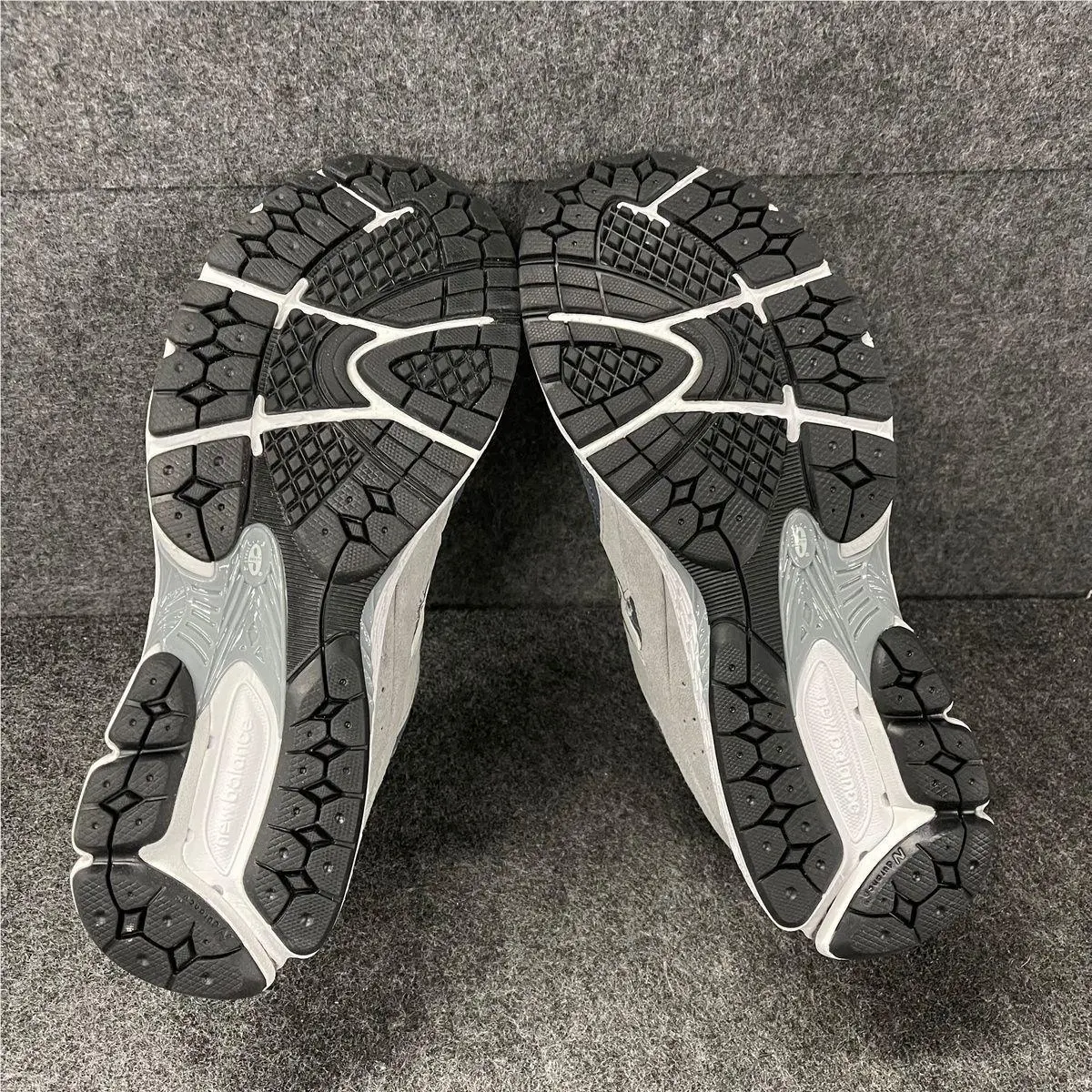 New Balance shoes - VS193237 - vs-193237 - Gray (UPC: 196432152520) 1