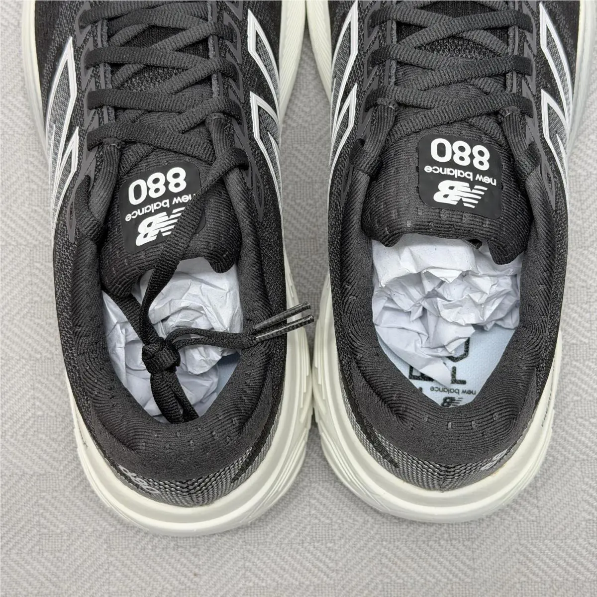 New Balance shoes - New Balance 880 - Black (UPC: 197968071491) 2