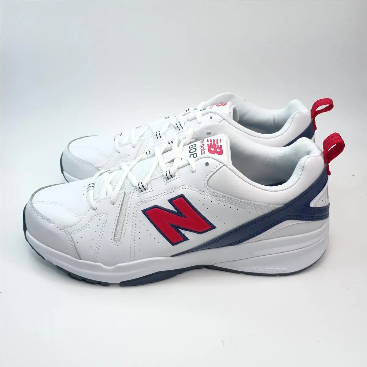 New Balance shoes - New Balance 608v5 - White 3