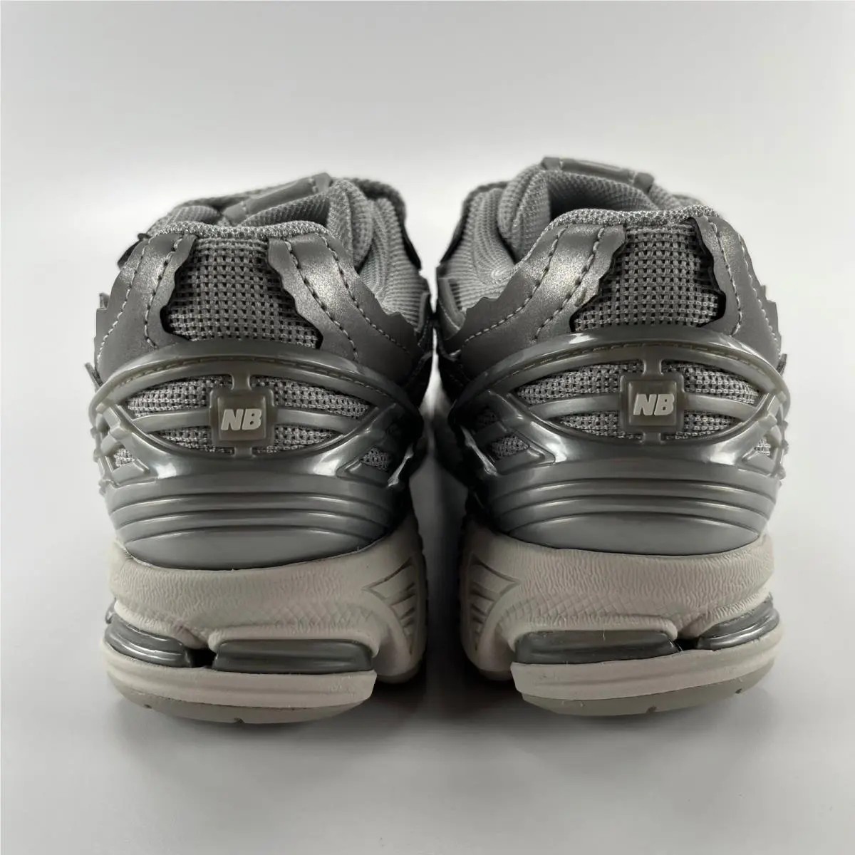 New Balance shoes - New Balance 1906D Protection Pack Silver Metallic - Silver 3