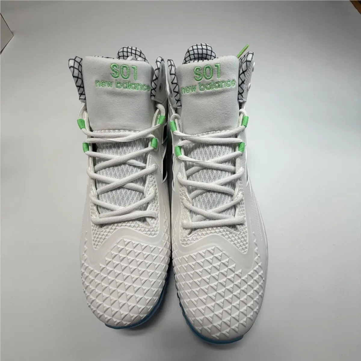 New Balance shoes - White 5