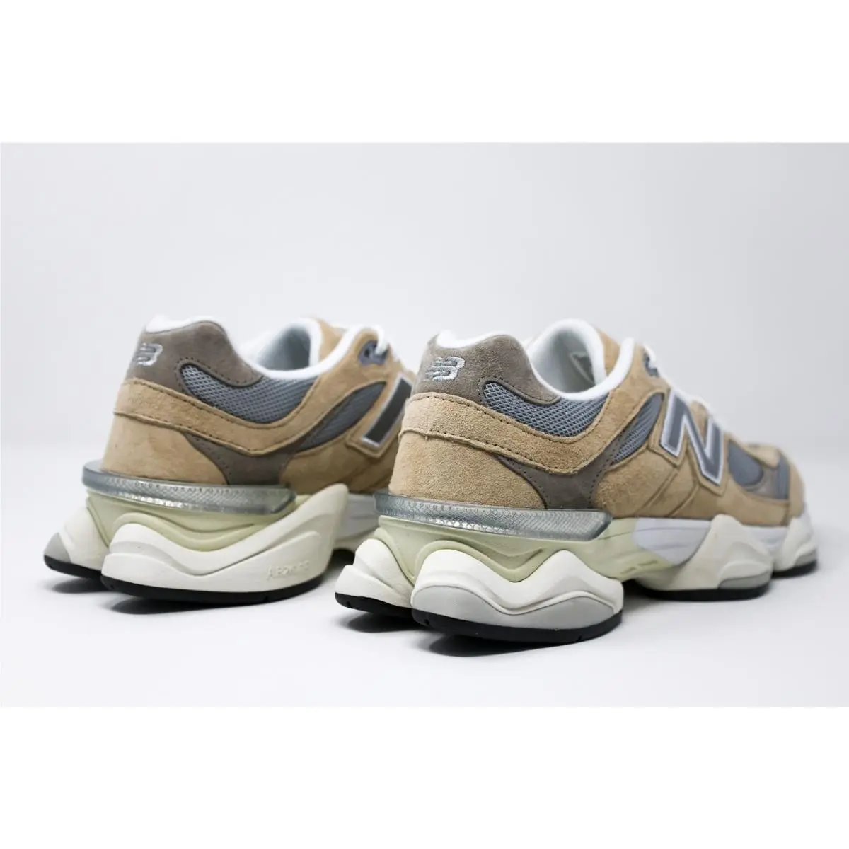 New Balance shoes - New Balance 9060 - Beige 4