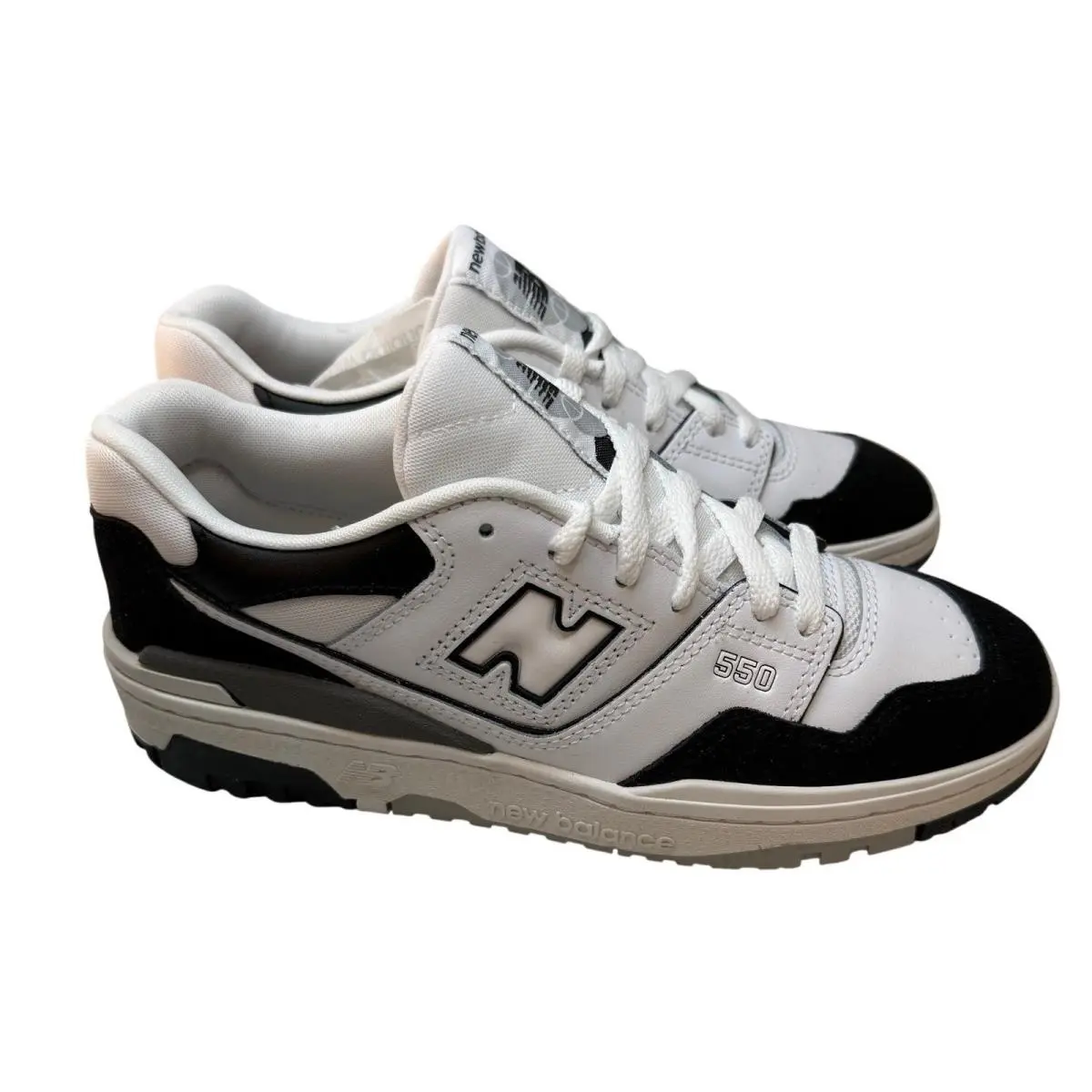 New Balance 550 White Black Suede Leather Sneakers Youth 7