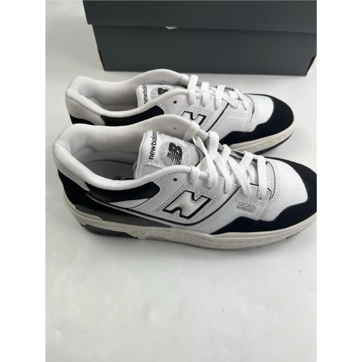 New Balance 550 White Black Kids Shoes Size 5.5 Medium