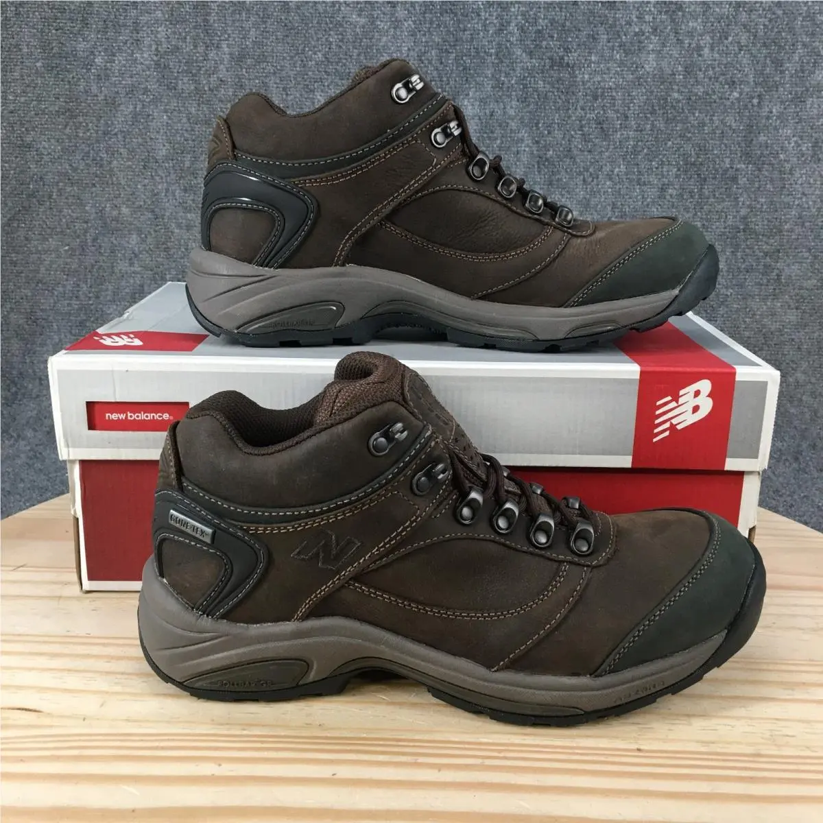 New Balance 978 Gore-tex Boots Mens 10.5B Hiking Lace Up Ankle Top Brown New