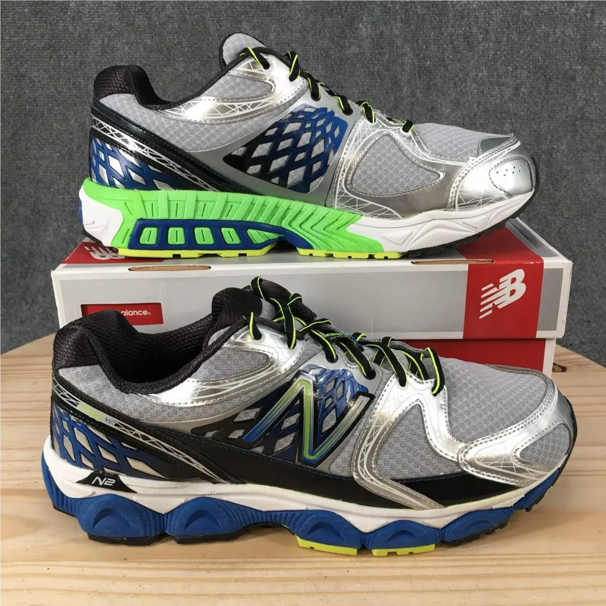 New Balance 1340v2 Shoes Mens 12.5 2E Lace Up Sneaker Comfort Low Top Silver New