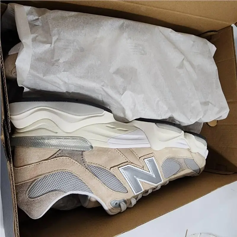 New Balance shoes - Gray/Beige (UPC: 197967974496) 3