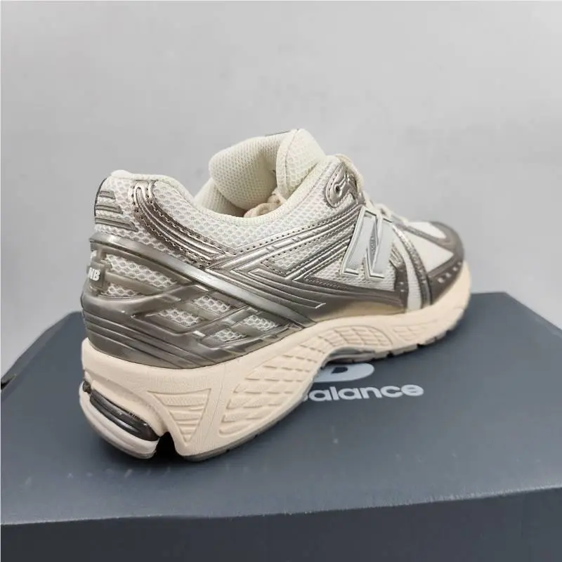 New Balance shoes - Arid Stone grey 11