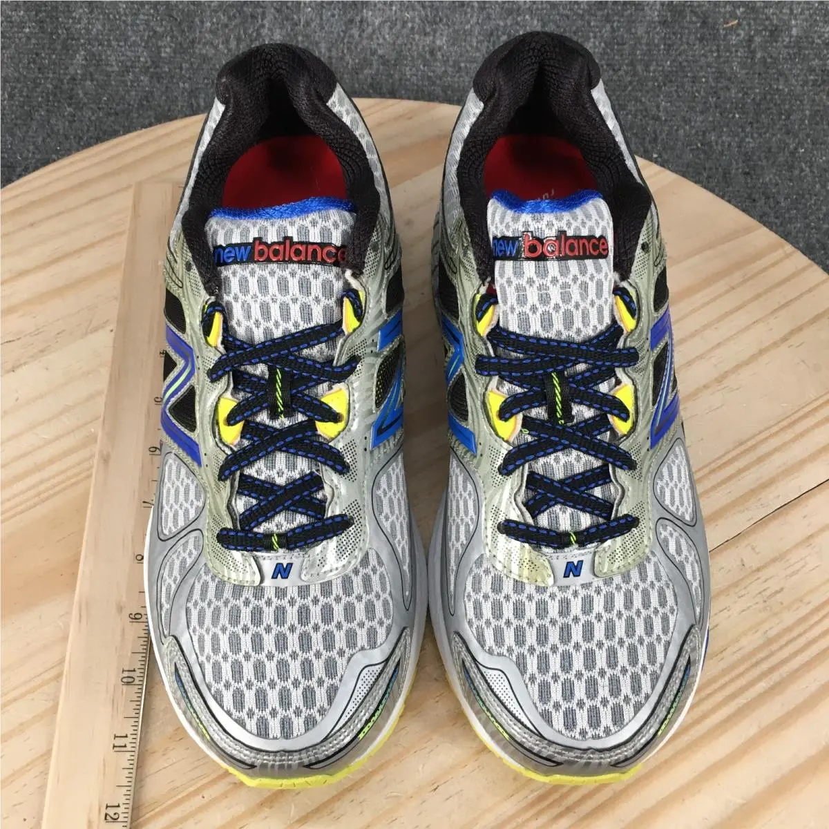 New Balance shoes - Silver 6