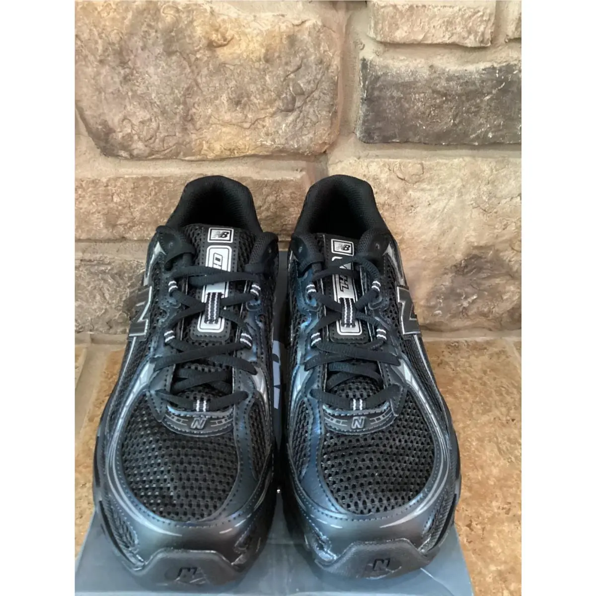 New Balance shoes - New Balance 740 - Black 2