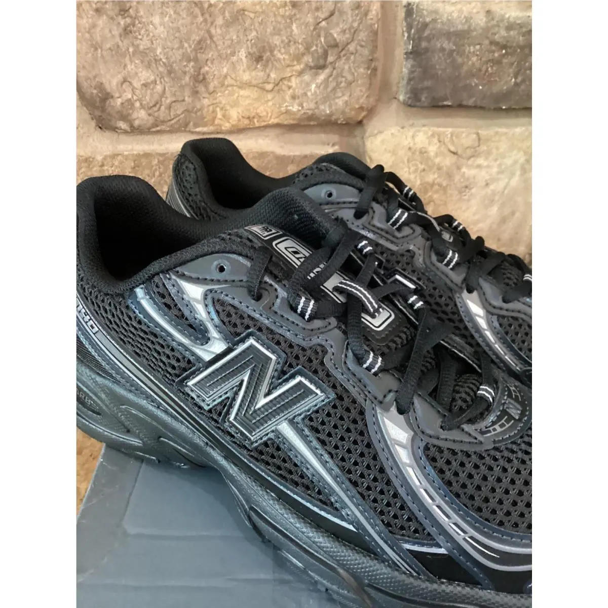 New Balance shoes - New Balance 740 - Black 3