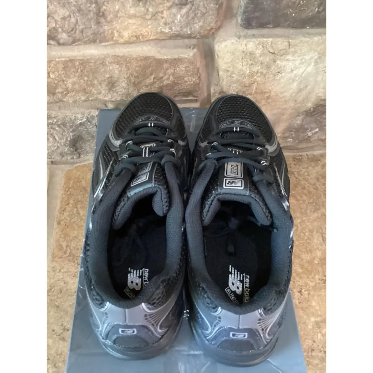 New Balance shoes - New Balance 740 - Black 5