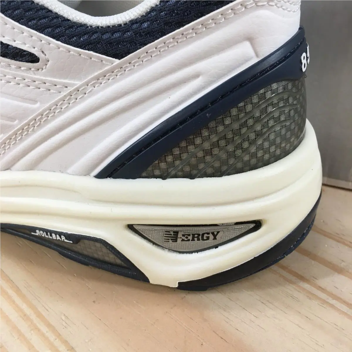 New Balance shoes - New Balance 865 - White 1