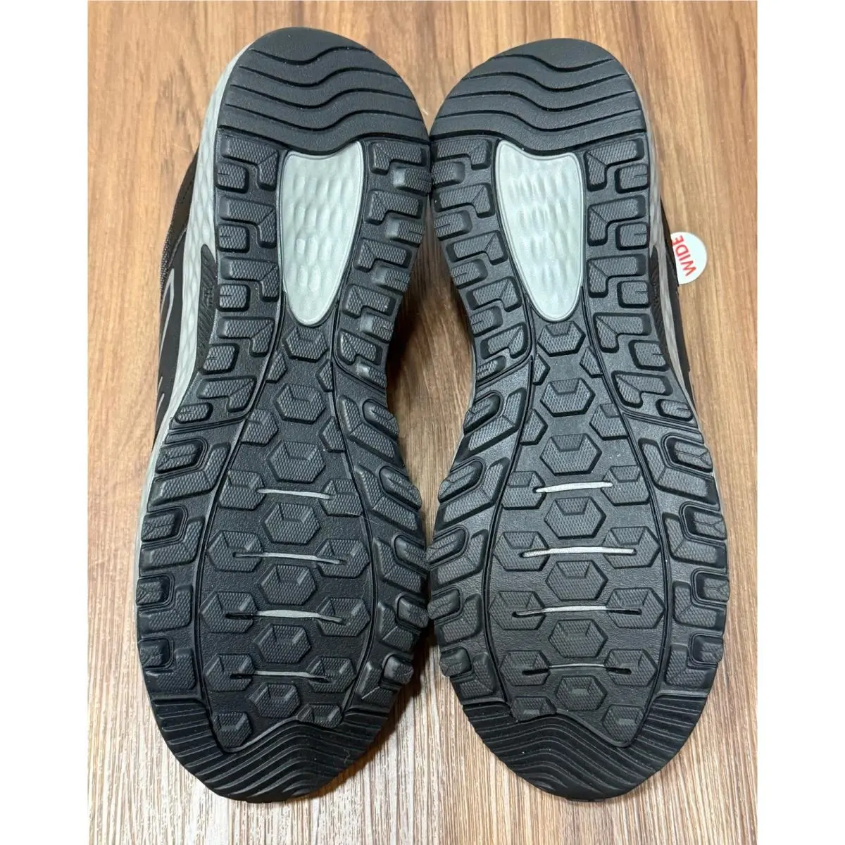 New Balance shoes - New Balance T410 - Black 8