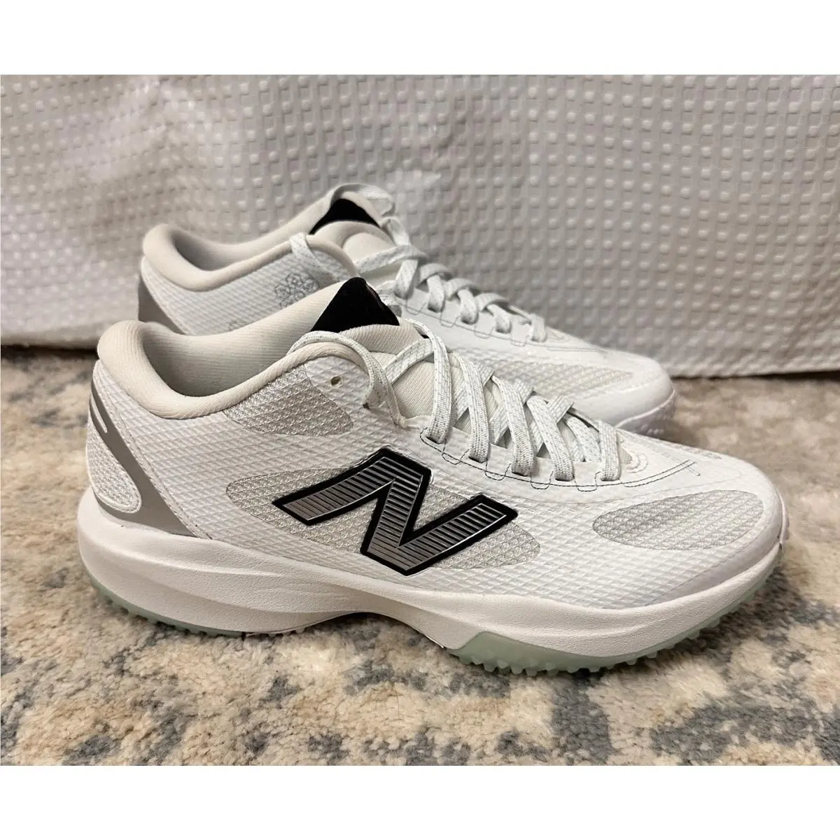 New Balance Freezelx v5 FREEZTW5 Sneaker Unisex White Turf Lacrosse M 8.5 W 10