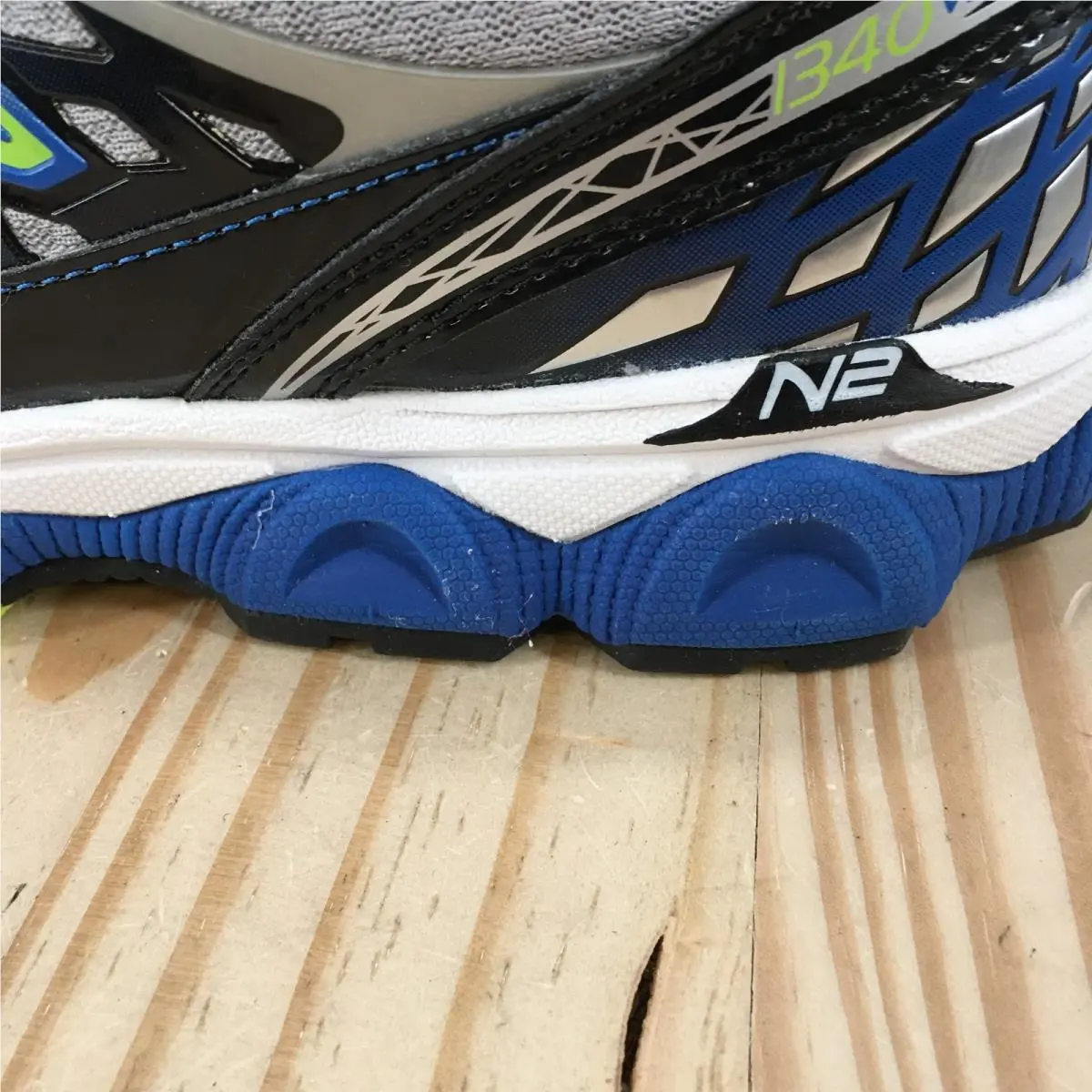 New Balance shoes - New Balance 1340 - Multicolor 1