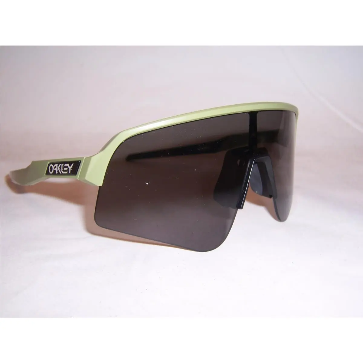 Sunglasses Sutro Lite Sweep OO9465-27 Fern/prizm Gray by Oakley