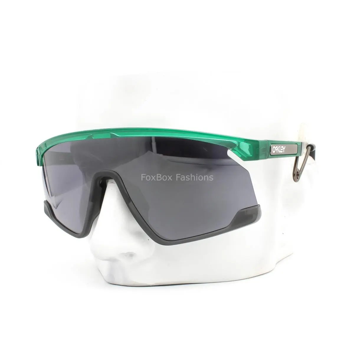 Bxtr Metal Sunglasses Transparent Green Prizm Black OO9237-0539 W/pouch by Oakley