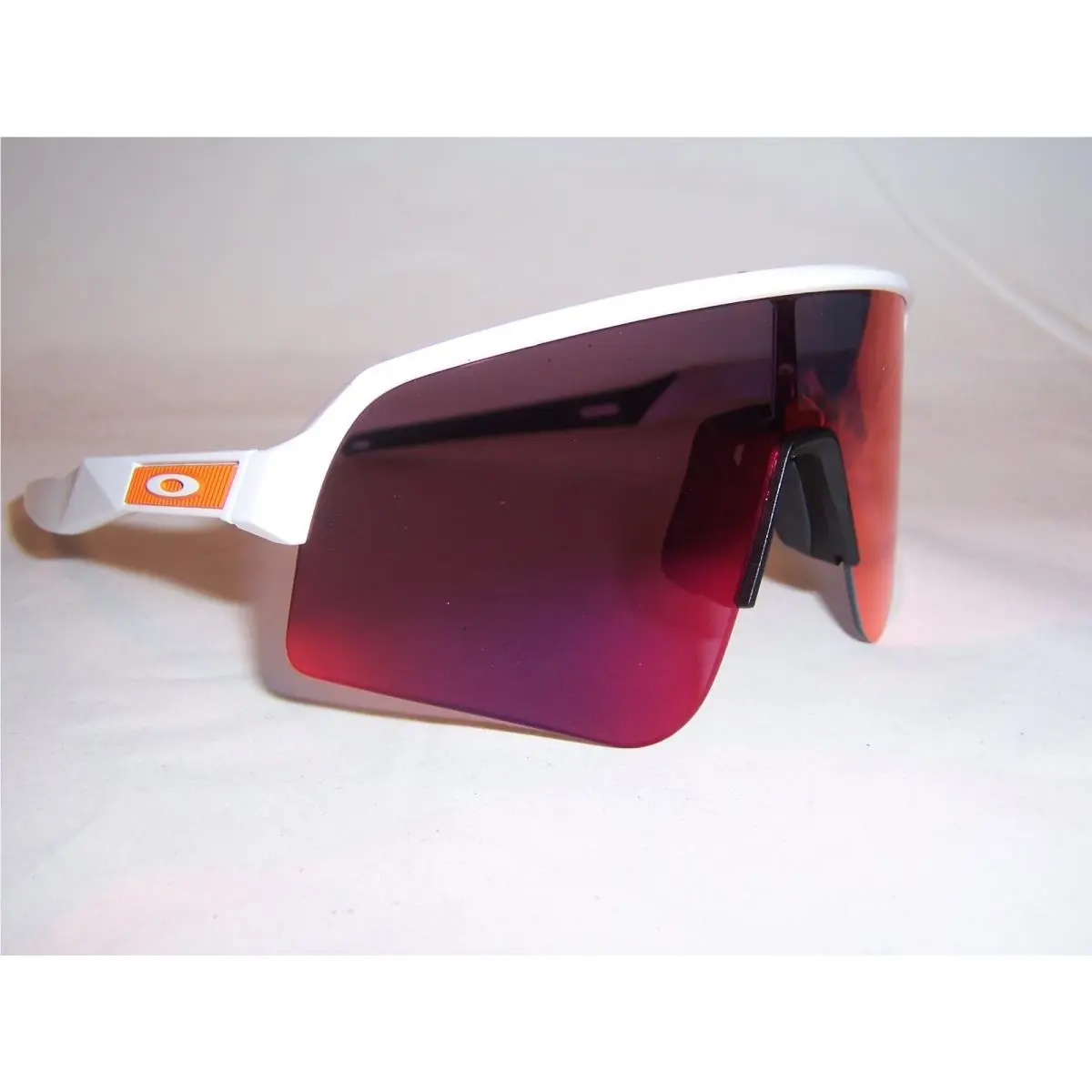 Sunglasses Sutro Lite Sweep OO9465-16 White/prizm Road by Oakley
