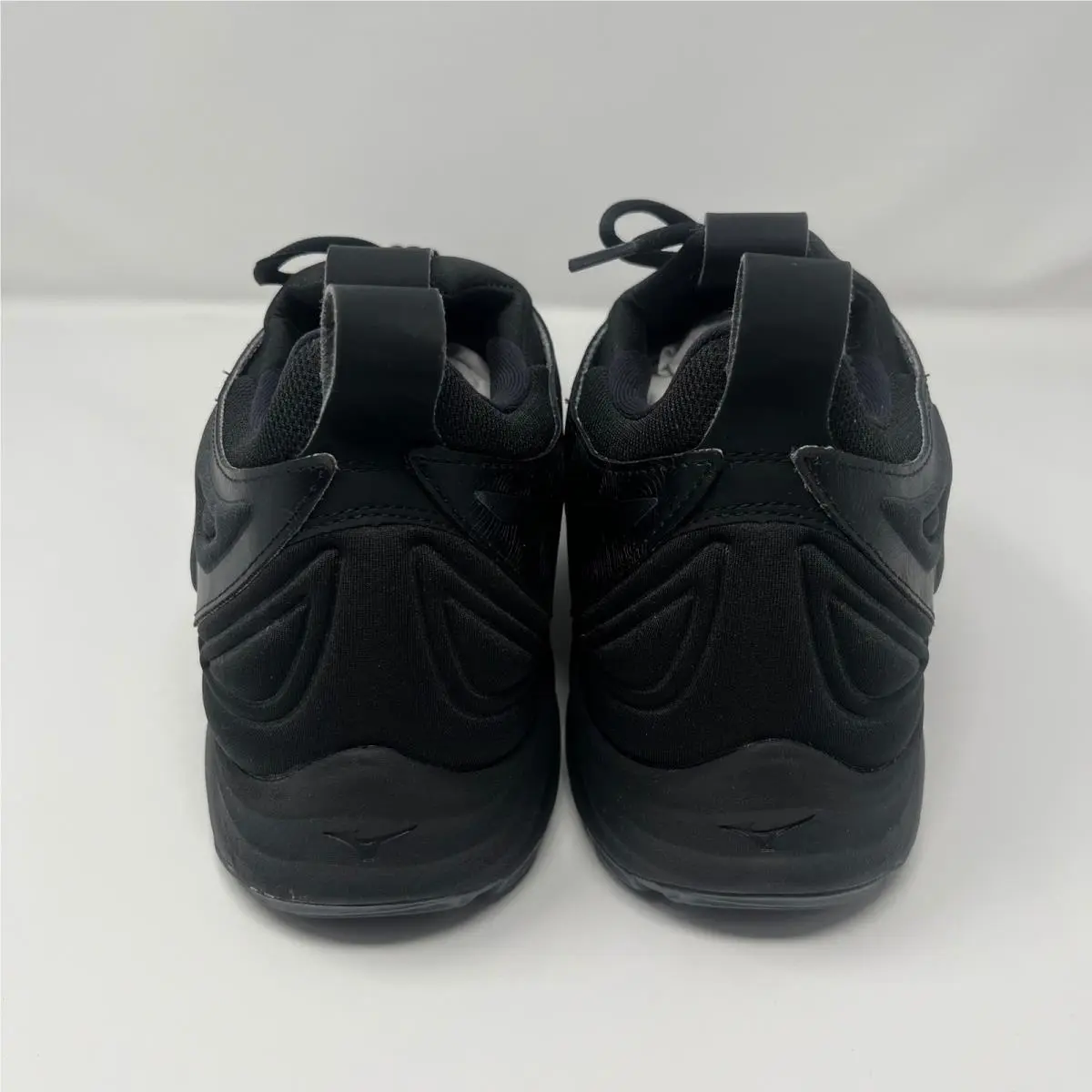 Mizuno shoes - Wave Momentum 3 - Wave Momentum - Black 2
