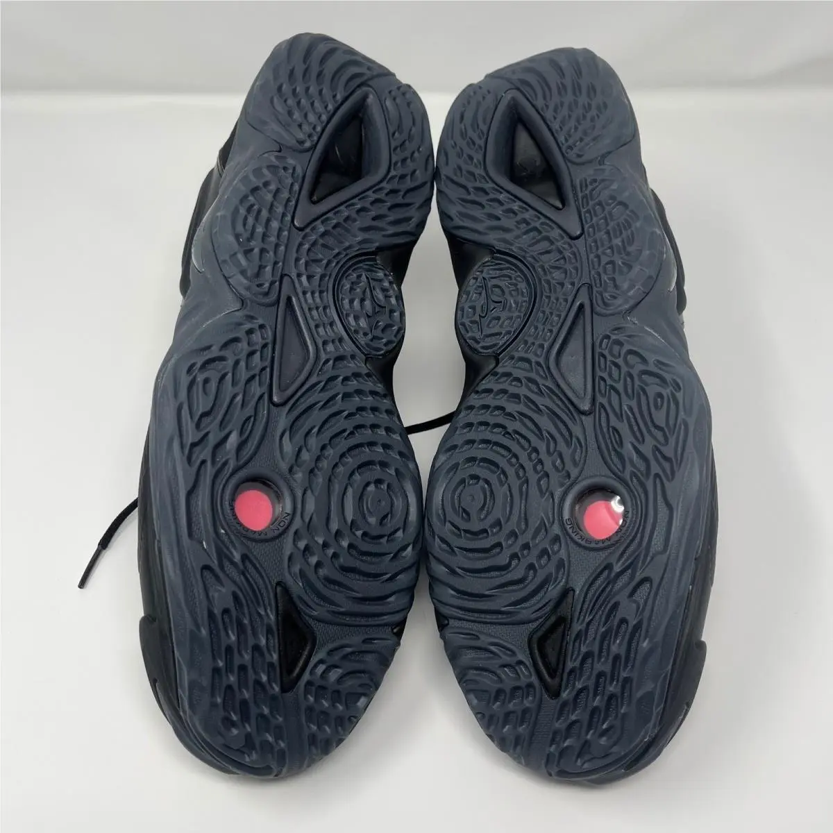 Mizuno shoes - Wave Momentum 3 - Wave Momentum - Black 4