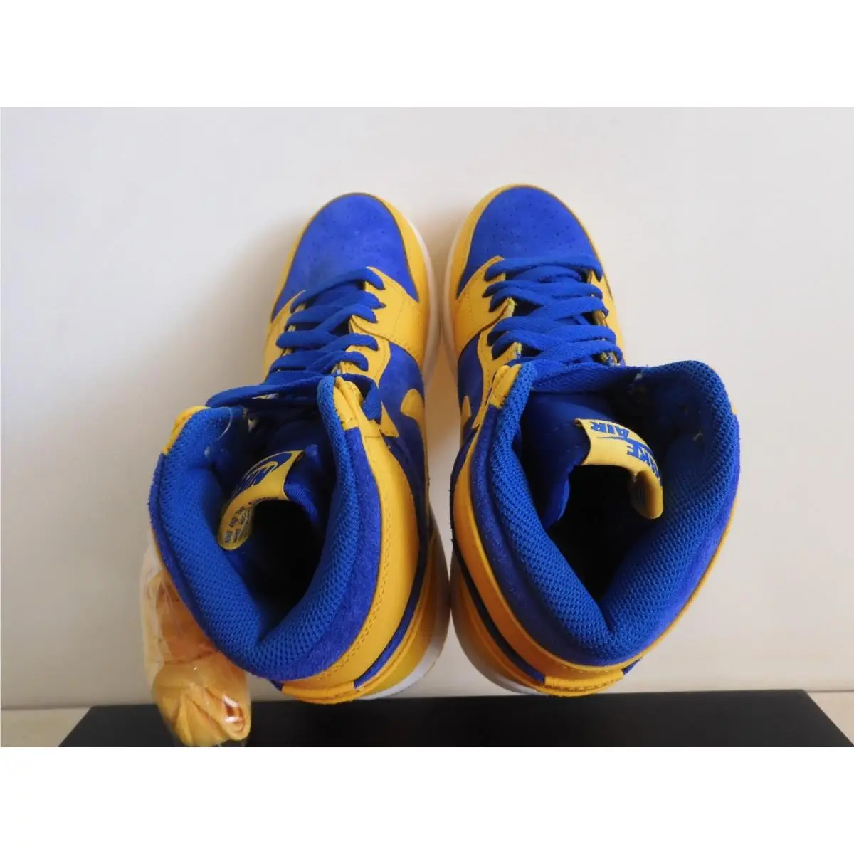 Nike shoes - Air Jordan 1 - Air - Yellow 12