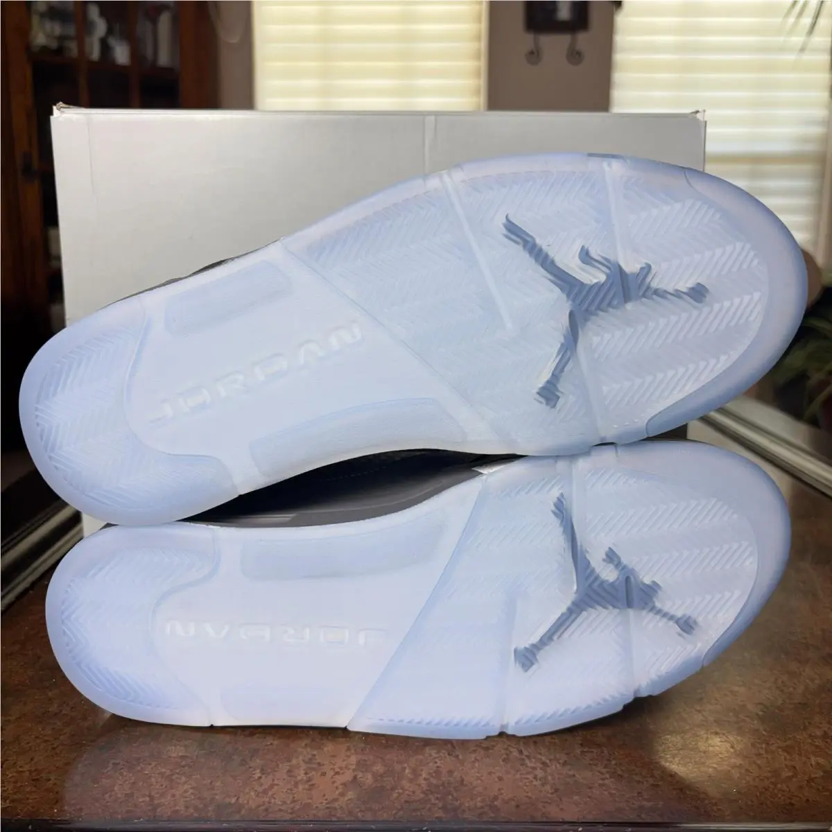 Nike shoes - Jordan 5 Retro - Retro - DD0587-002 - Grey 5