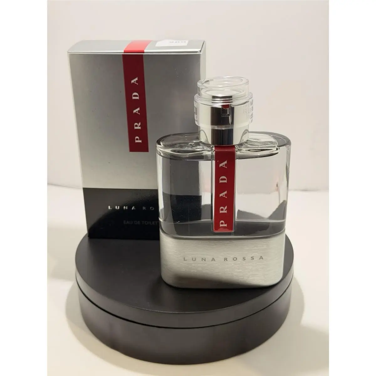 Luna Rossa Carbon by Prada 100 Ml/ 3.4 oz Eau de Toilette Spray T